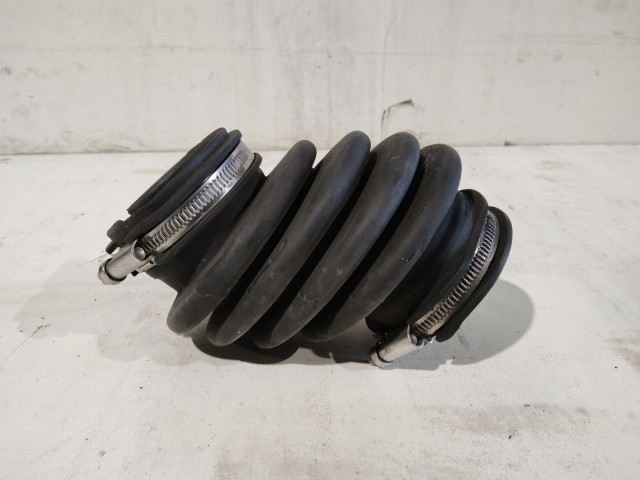 Ford Ecosport 2012-2022 Levegőcső  Használt légszűrőházból a szívócsonkba 