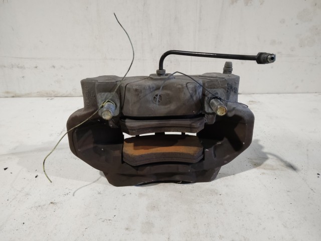 Alfa Romeo 159 2005-2011 Féknyereg Használt Jobb első Hűtött tárcsás