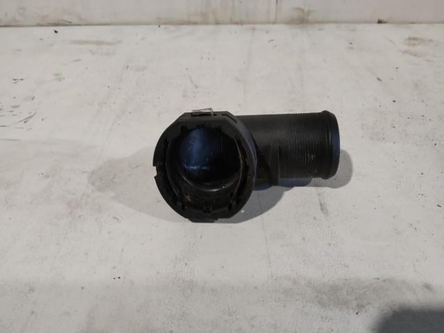 Alfa Romeo 147 2000-2010 Vízhűtő csatlakozó Használt Felső