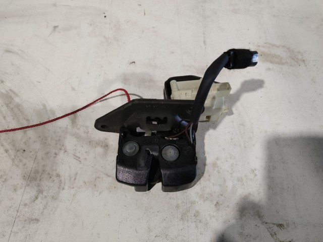 Alfa Romeo GT 2003-2010 Csomagtérajtó zár Használt Felnyíló ajtó