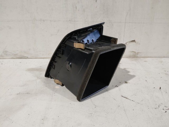 Mitsubishi ASX 2010 Levegő beömlő Használt