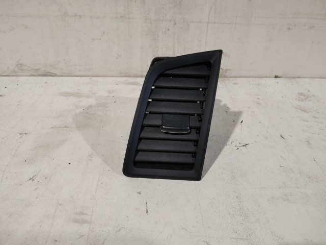 Mitsubishi ASX 2010 Levegő beömlő Használt