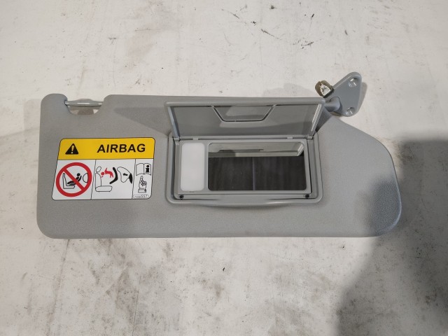 Mitsubishi ASX 2010 Napellenző Használt szürke tükrös világítással jobb