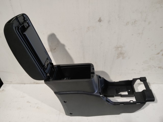 Mitsubishi ASX 2010 Könyöklő Használt szövet Fekete 