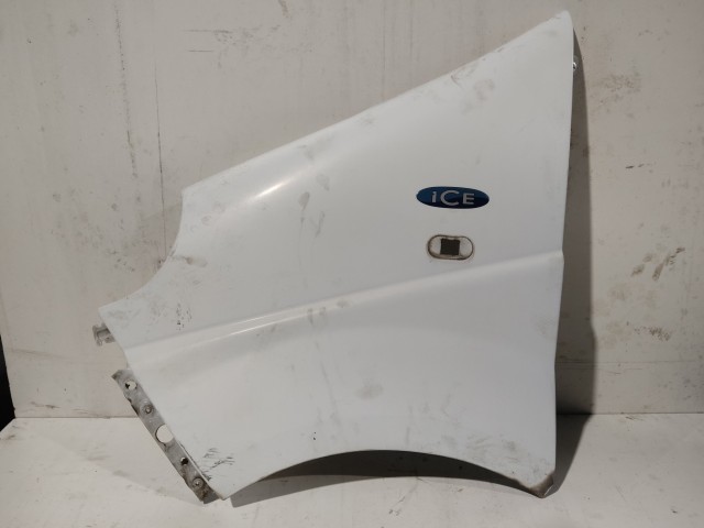 183626 Renault Trafic 2006-2014 2006-2014 Sárvédő Használt Bal első Fehér 