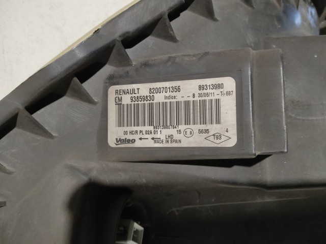 183630 Renault Trafic 2006-2014 jobb első fényszóró, a képen látható matt plexivel!!!