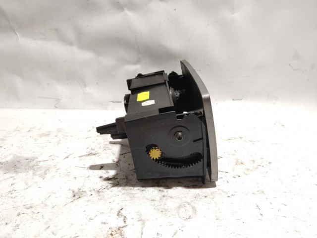 Alfa Romeo GT 2003-2010 Hamutartó Használt Első