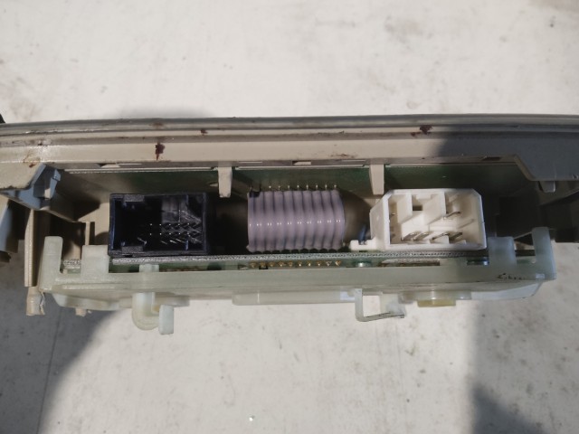 Alfa Romeo 159 2005-2011 Belső világítás Használt Első