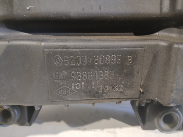 Renault Trafic 2006-2014 2006-2014 Légszűrőház Használt 