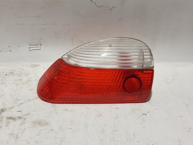 Alfa Romeo 147 2000-2010 Belső világítás Használt ajtókárpit