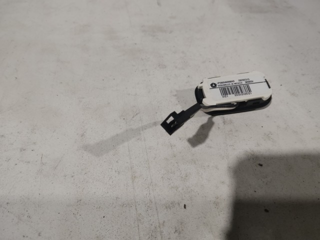 Lancia Thema  2012-2014 Váltógomb Használt