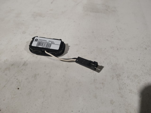 Lancia Thema  2012-2014 Váltógomb Használt