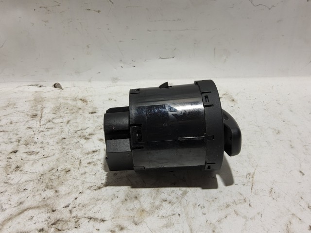 Fiat Freemont 2011-2015 Világítás kapcsoló Használt