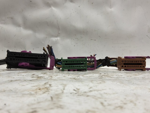 191114 Fiat Doblo 2000-2009 belső biztosítéktábla, elektromos csatlakozók 46552681