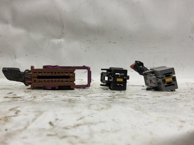 191117 Fiat Idea, Lancia Musa Elektromos csatlakozók, belső biztosítéktábla 51732919