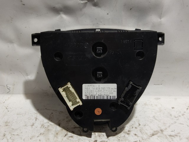 Fiat Ulysse 2001-2010 Fűtés- és közép kapcsolók Használt