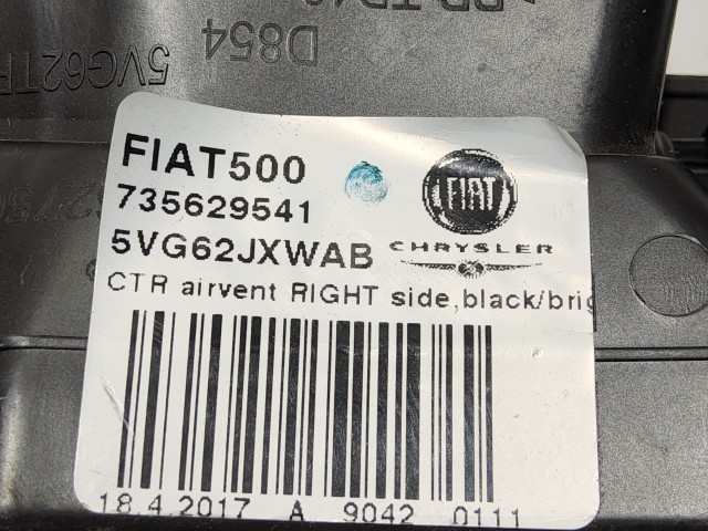 Fiat 500 2015- jobb oldali levegő beömlő 735629541