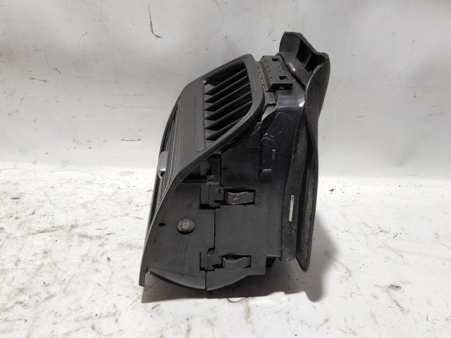 Fiat Grande Punto 2005-2009 jobb szélső levegő beömlő