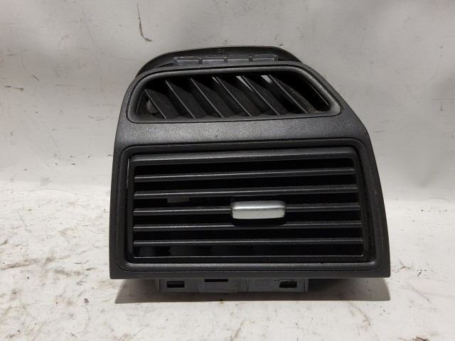 Fiat Grande Punto 2005-2009 bal szélső levegő beömlő