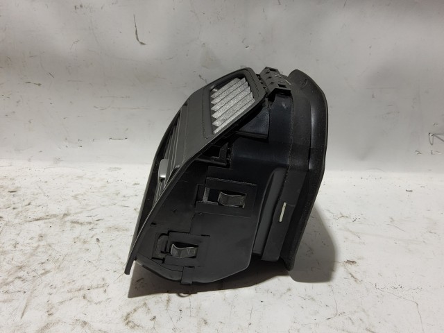 Fiat Grande Punto 2005-2009 bal szélső levegő beömlő