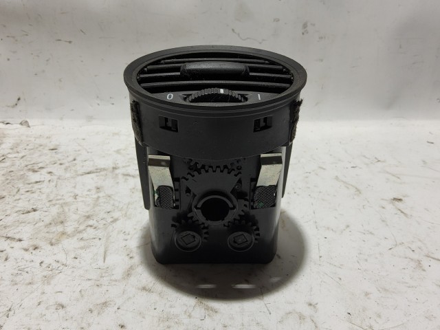 Alfa Romeo 159 2005-2011 Levegő beömlő Használt