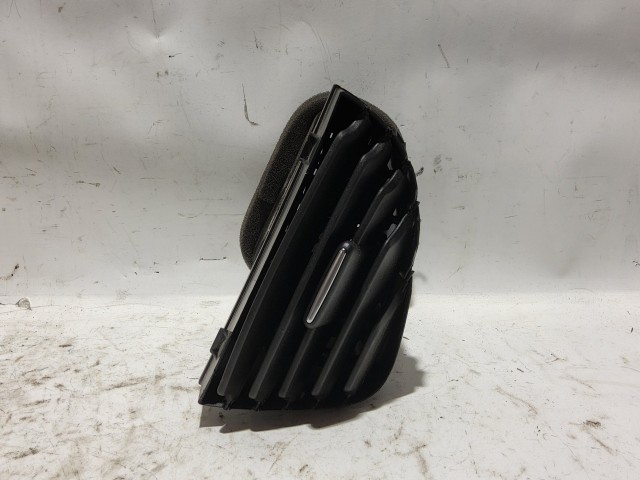 Fiat Doblo IV. 2015-2022 2015-2022 Levegő beömlő Használt Jobb