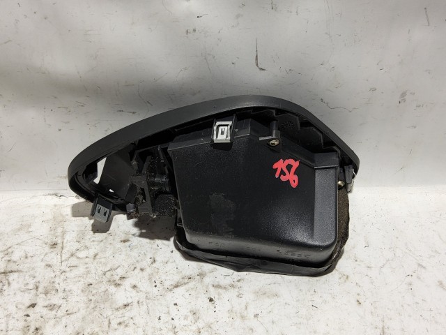 Alfa Romeo 156 jobb oldali levegő beömlő