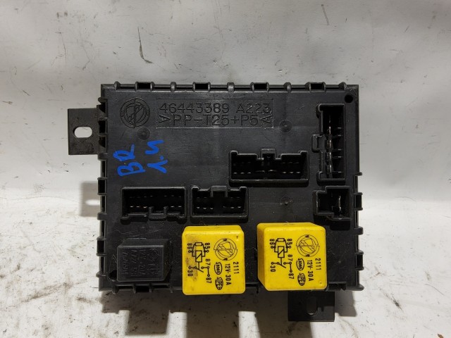 Fiat Bravo,Brava 1996 Biztosítéktábla  Használt