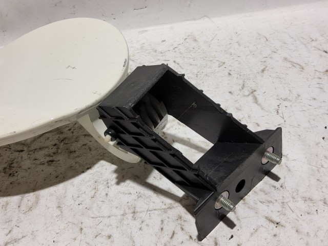 191451 Ford Ka 2008-2016 fehér színű tankajtó