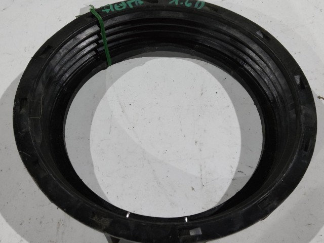 Ford Fiesta 2008-2017 Üzemanyag szivattyú leszorító Használt