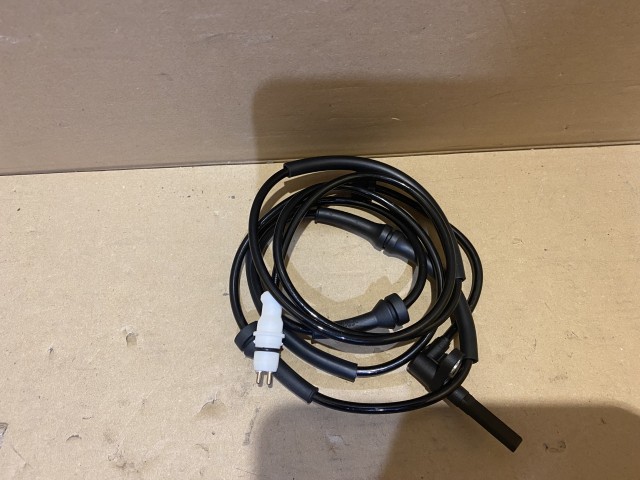 Alfa Romeo 147 2000-2005 utángyártott új, hátsó abs jeladó 46557537