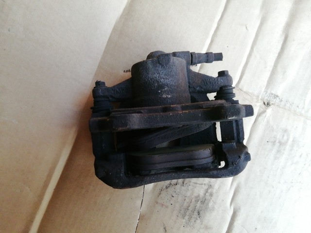 Fiat Linea 2007-2017 Féknyereg Használt Jobb első Hűtött tárcsás