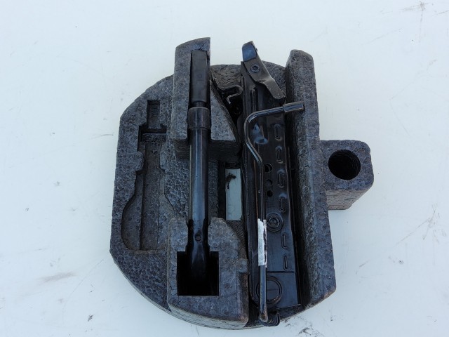 Ford Fiesta 2008-2017 Emelő szett Használt 