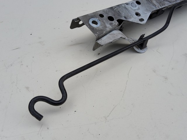 192313 Chevrolet Cruze 2008-2016 Zárhíd