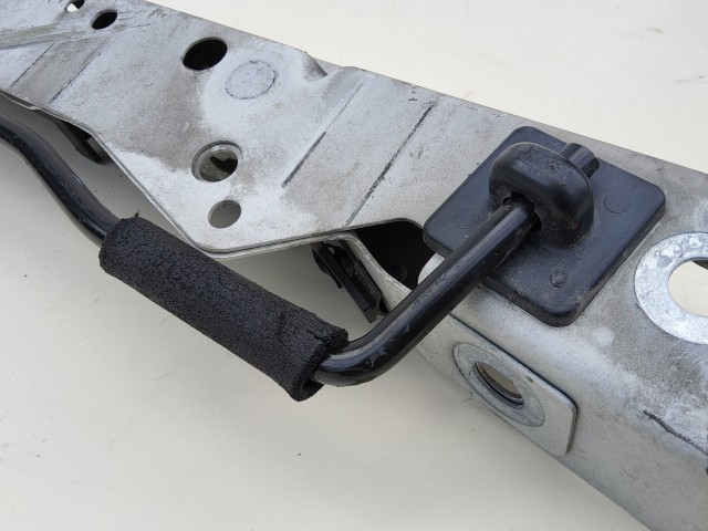 192313 Chevrolet Cruze 2008-2016 Zárhíd