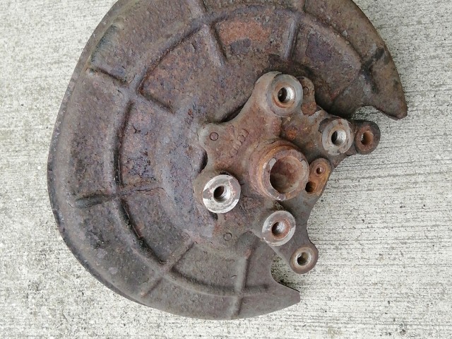 Fiat Linea 2007-2017 Csonkállvány,kerékagy Használt  Van Abs Vas Bal hátsó