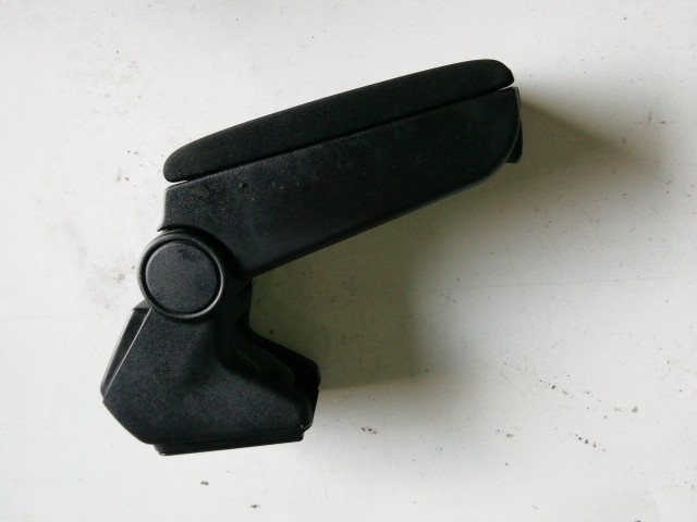 Fiat Linea 2007-2017 Könyöklő Használt  szövet fekete 