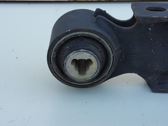 Fiat Doblo III.  2009-2015 2009-2015 Lengőkar Használt  hátsó