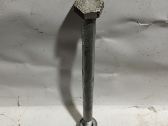 Alfa Romeo 147, 156, Gt első felső lengőkar csavar 82427709