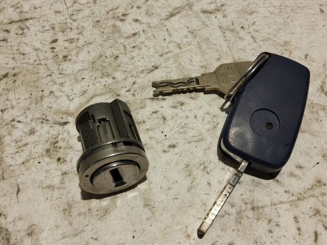 192949 Fiat Linea 2007-2017 1,4 16v benzin motorvezérlő szett 51778013, 0261201689