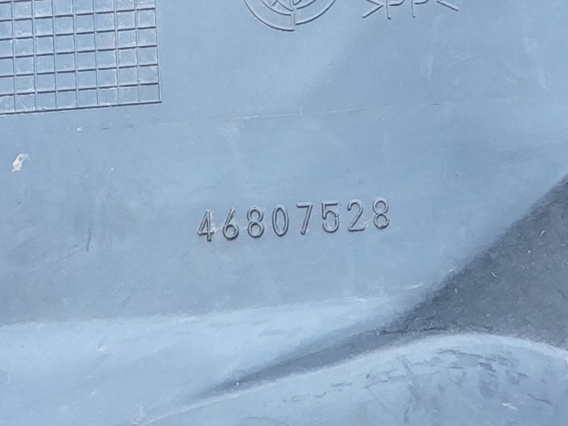 Lancia Lybra 1999-2005 Alsó motor védő Használt 