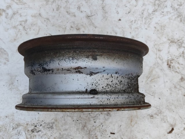 194174 Fiat 500L 6x15