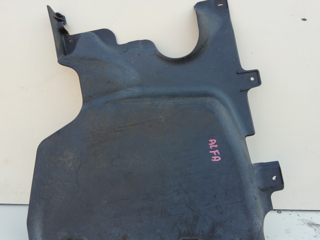 Alfa Romeo 159 2005-2011 jobb hátsó alsó karosszéri védő öszkerekes kivitelhez 50502858