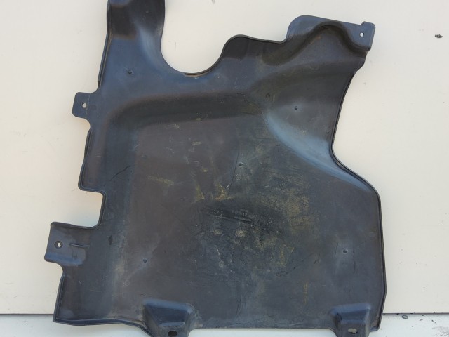 Alfa Romeo 159 2005-2011 jobb hátaó alsó karoszéria védő 50502860