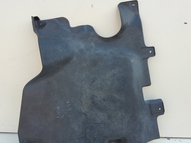 Alfa Romeo 159 2005-2011 jobb hátaó alsó karoszéria védő 50502860