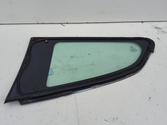 192998 Alfa Romeo MiTo 2008-2018 jobb hátsó fix üveg, krómcsikos kivitel