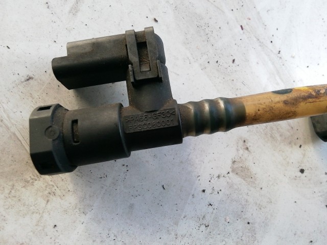 Peugeot 4007 2007-2012 Üzemanyag cső Használt 