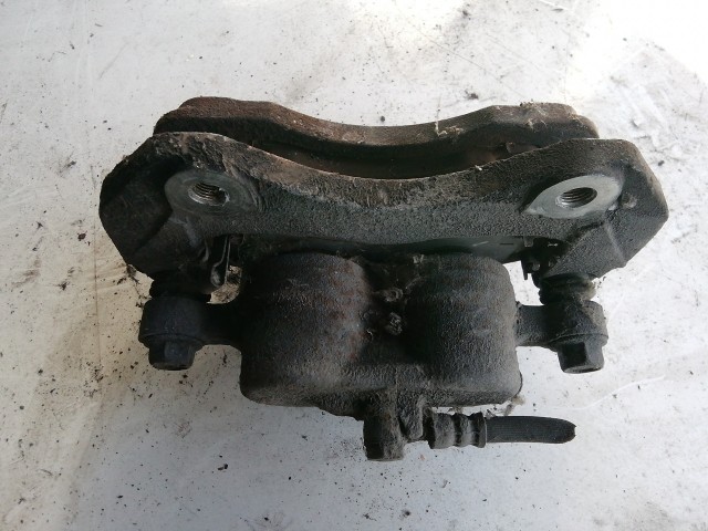 194399 Peugeot 4007 2007-2012 Bal első, Hűtött tárcsás Féknyereg