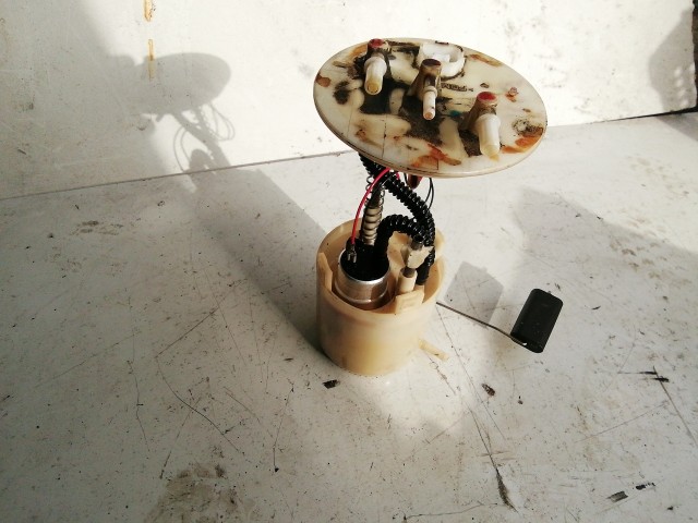 Peugeot 4007 2007-2012 Üzemanyagszivattyú Használt    