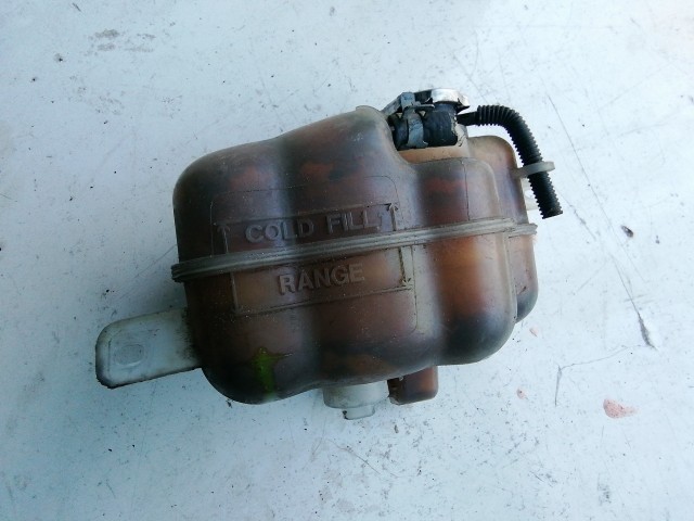 Fiat Freemont 2011-2015 Kiegyenlítő tartály Használt   